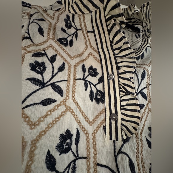 NEW Entro ruffle neck embroidered navy beige stripe floral top - Picture 3 of 7